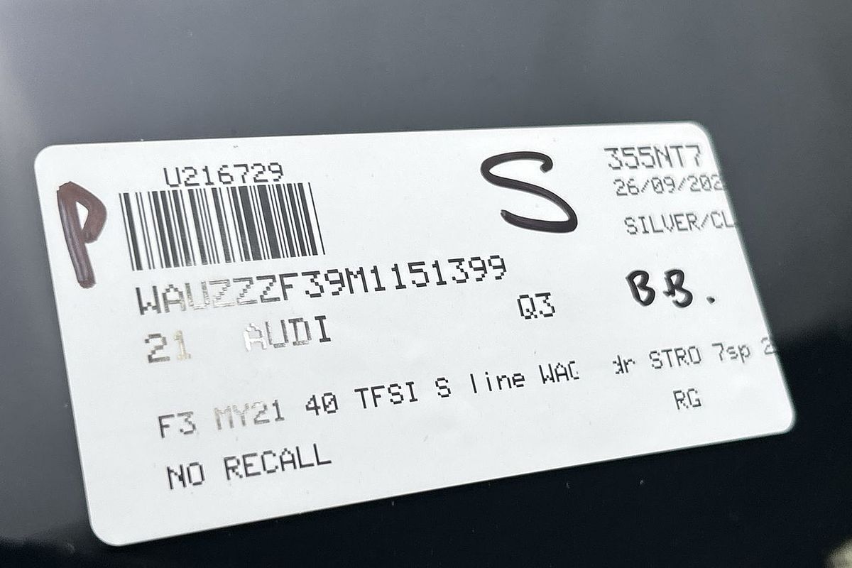 2021 Audi Q3 40 TFSI S line F3