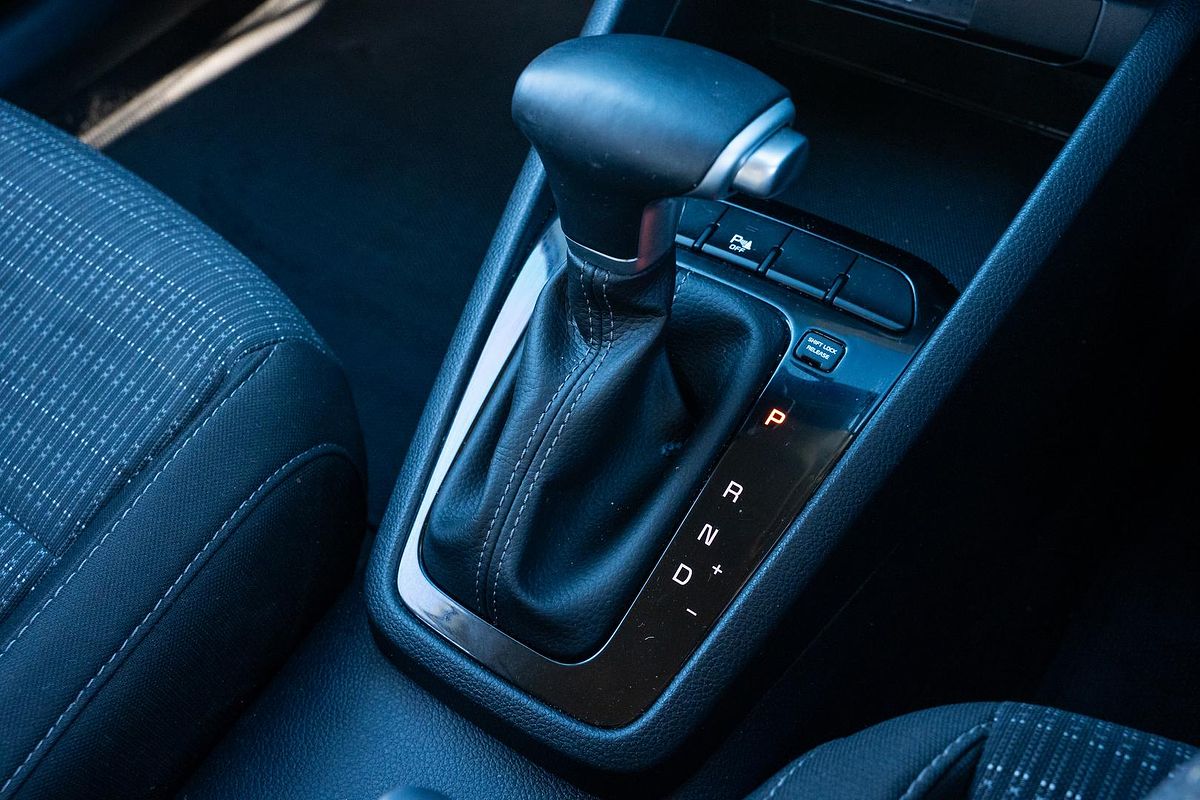 2022 Kia Stonic Sport YB