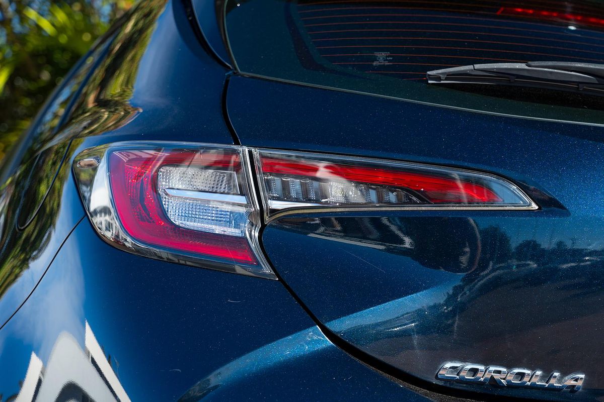 2020 Toyota Corolla Ascent Sport Hybrid ZWE211R