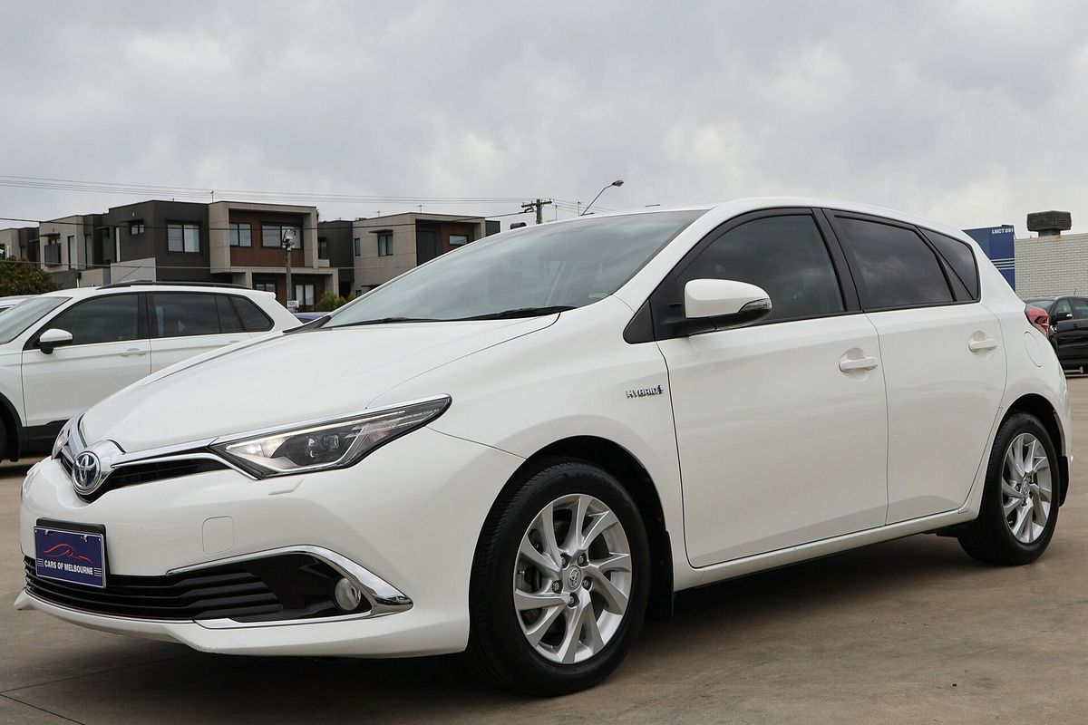 2017 Toyota Corolla Hybrid ZWE186R