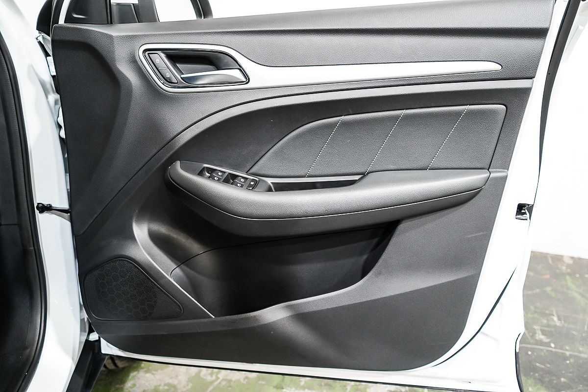 2024 MG ZS Excite AZS1