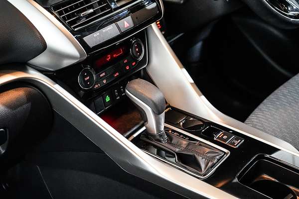 2024 Mitsubishi Eclipse Cross ES YB