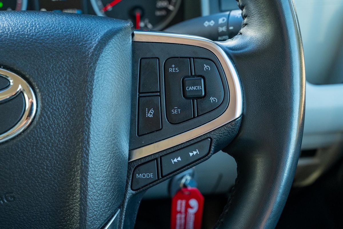 2023 Toyota Hiace GDH300R LWB