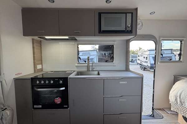2025 Jayco All Terrain 19.61-3.At-My25