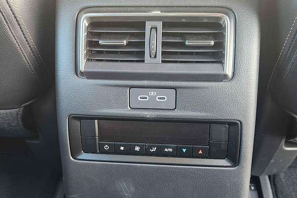 2024 Mazda CX-80 P50e Touring KL