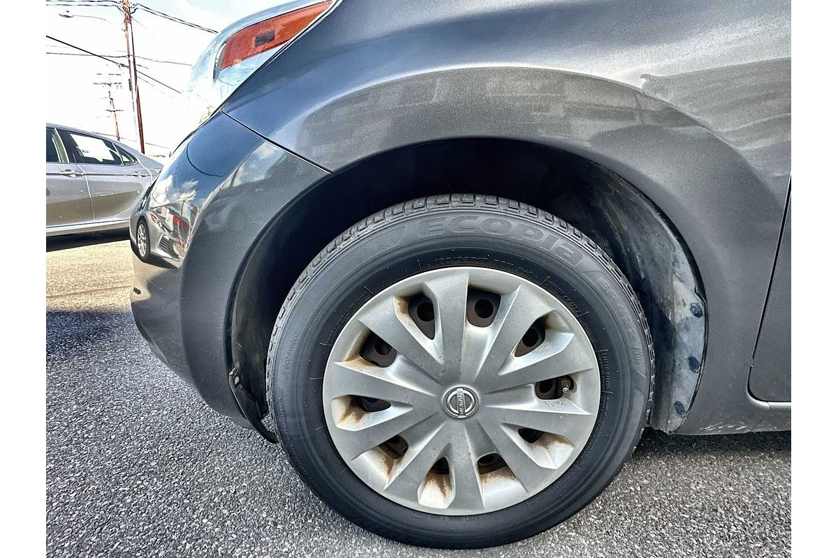 2016 Nissan Versa Note SV