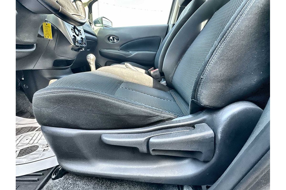 2016 Nissan Versa Note SV