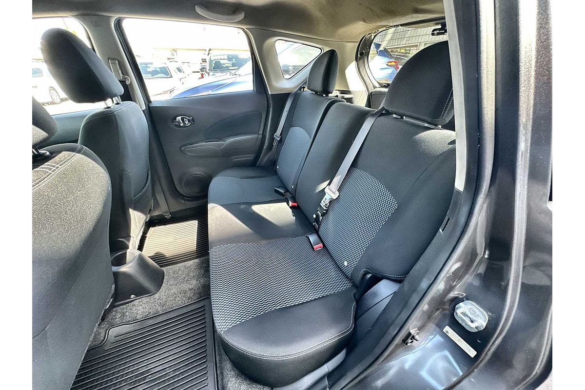 2016 Nissan Versa Note SV