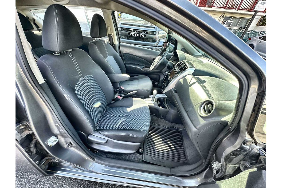 2016 Nissan Versa Note SV