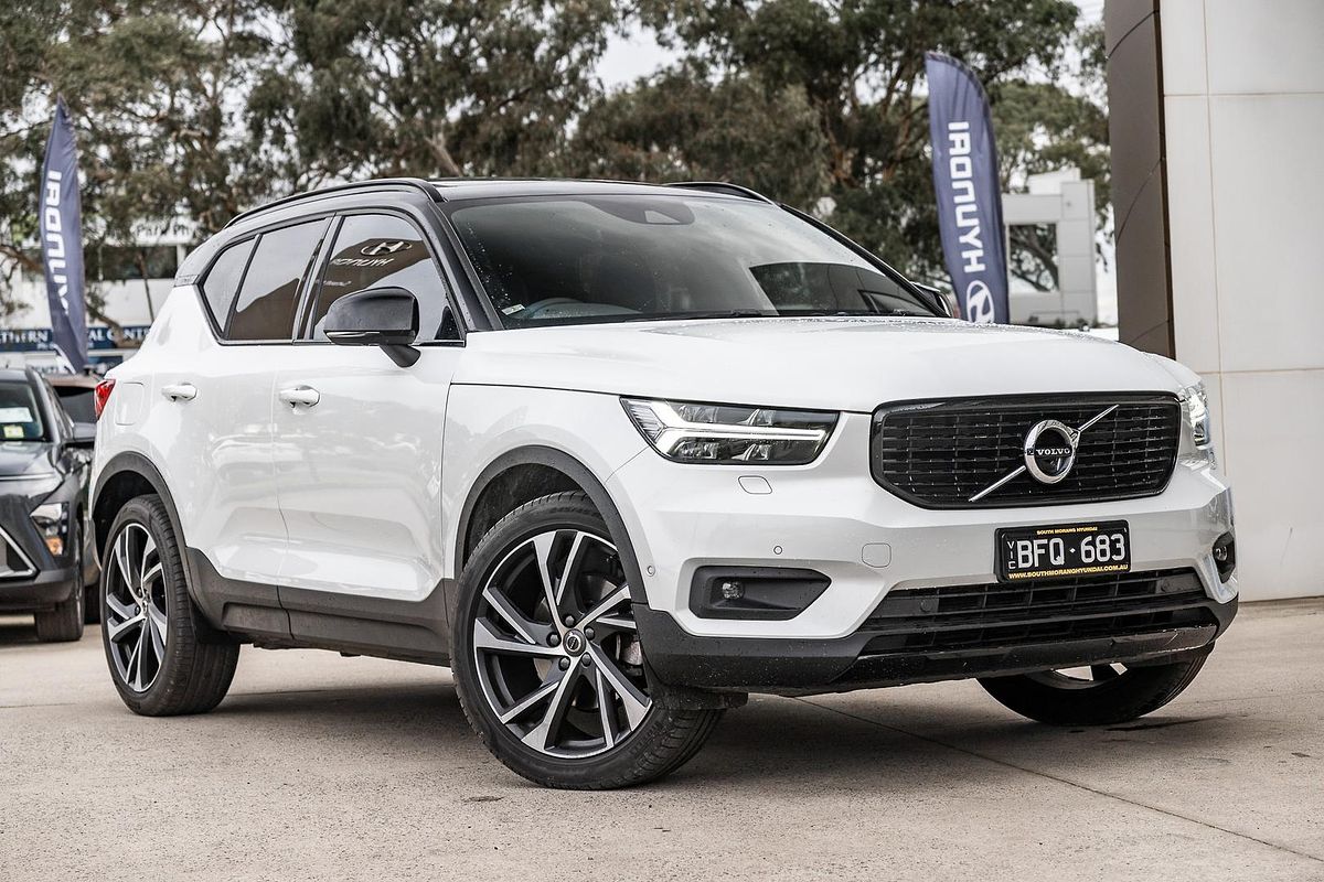2019 Volvo XC40 T5 R-Design
