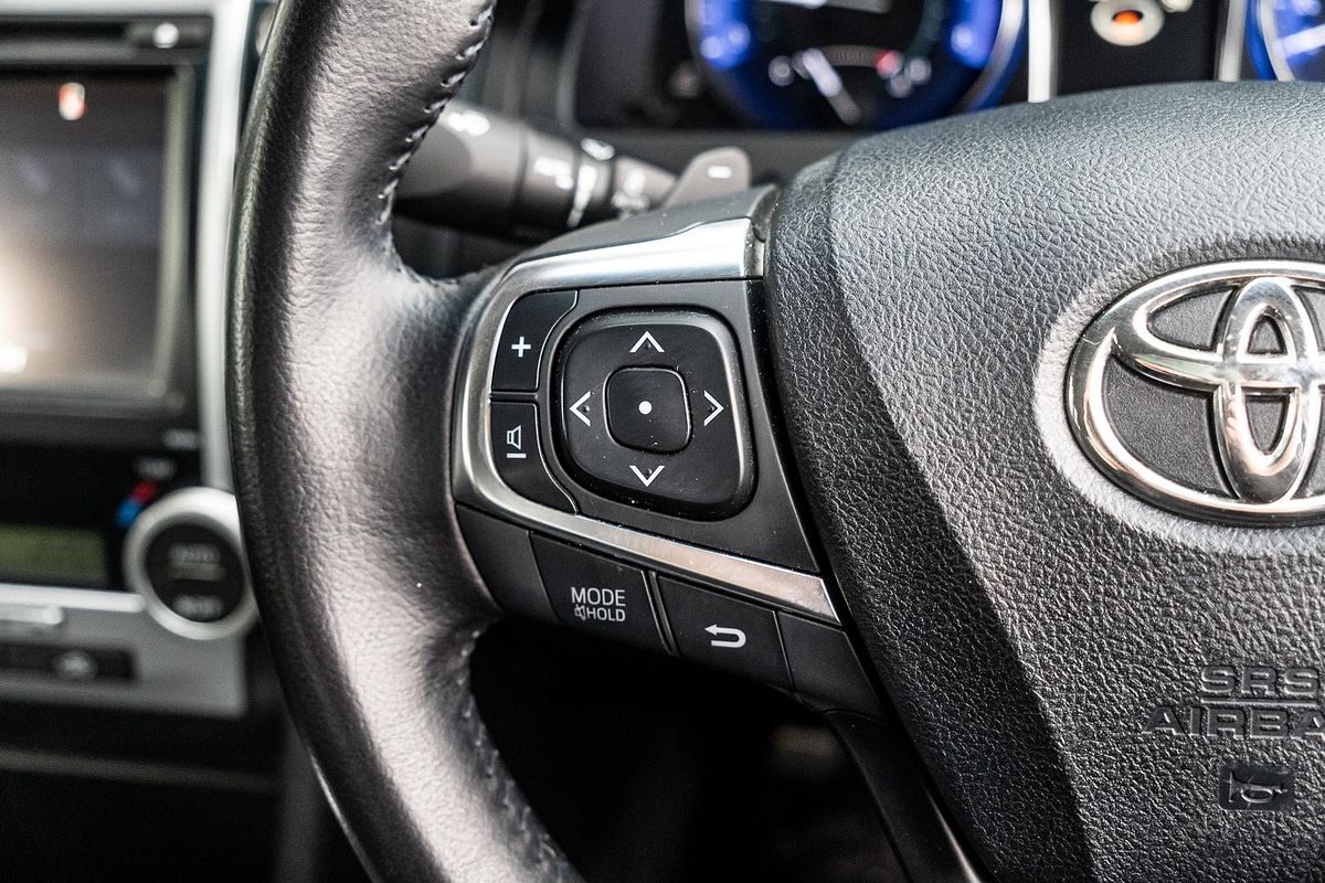 2017 Toyota Camry Atara SL ASV50R