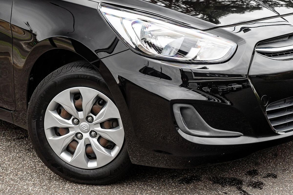 2016 Hyundai Accent Active RB4