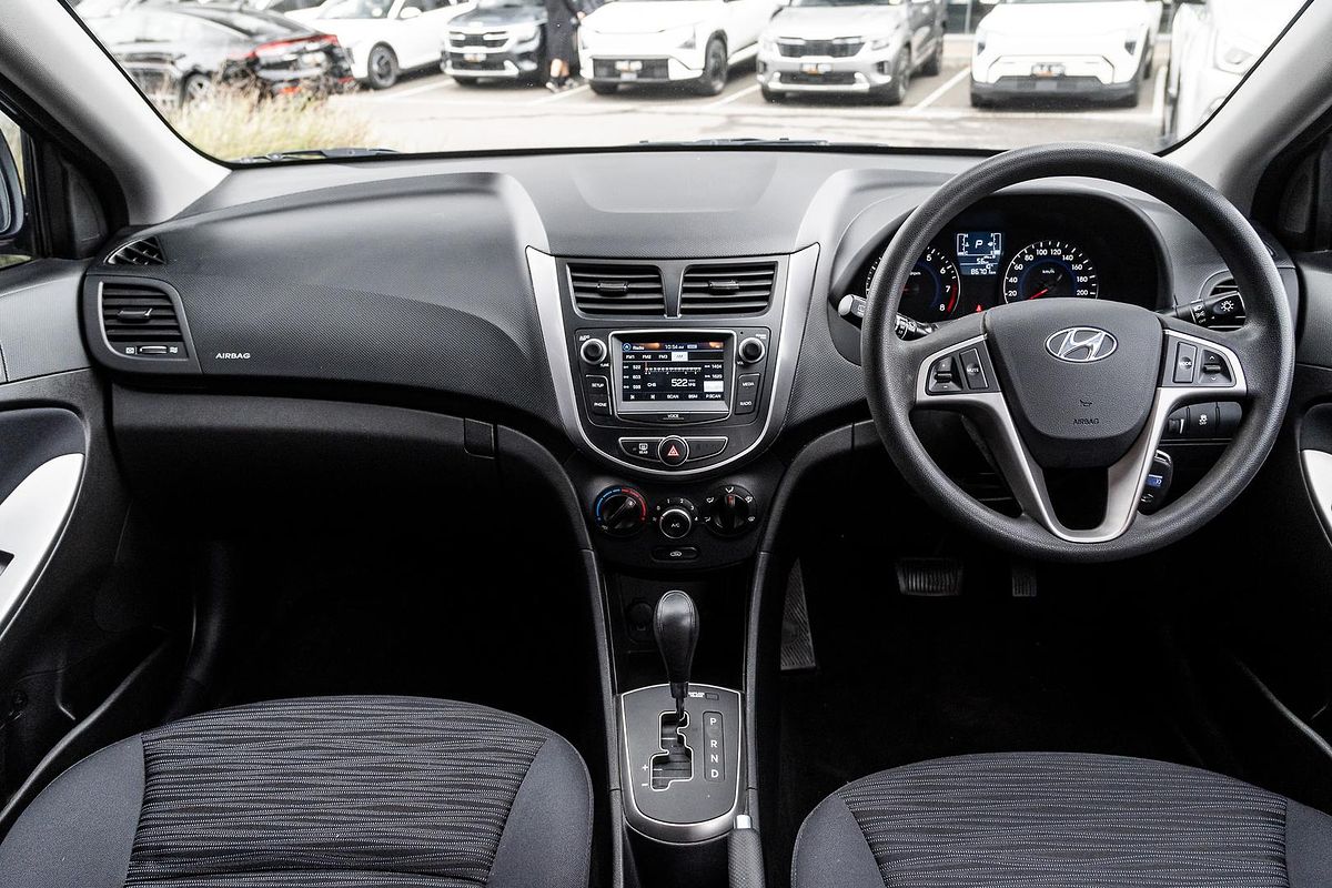 2016 Hyundai Accent Active RB4