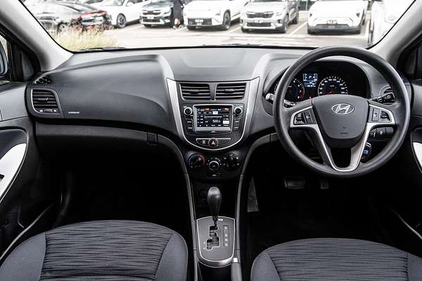 2016 Hyundai Accent Active RB4