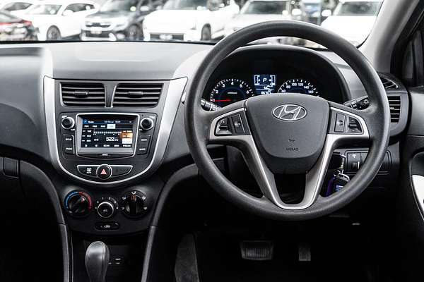 2016 Hyundai Accent Active RB4