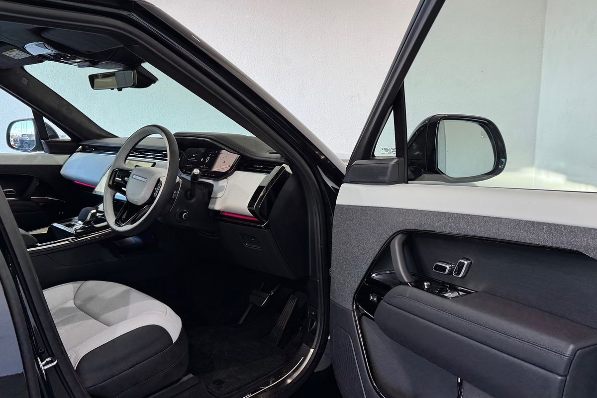 2025 Land Rover Range Rover Sport D350 Autobiography L461