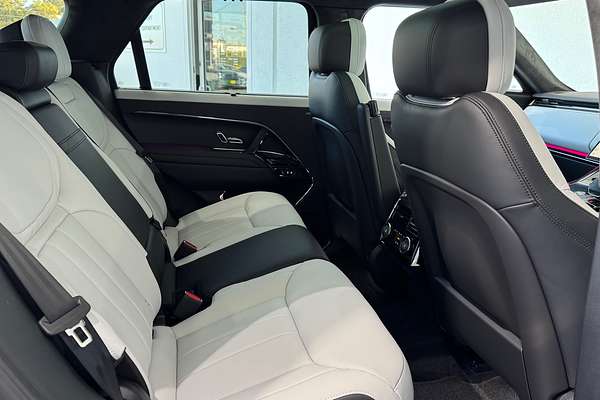 2025 Land Rover Range Rover Sport D350 Autobiography L461