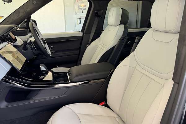 2025 Land Rover Range Rover Sport D350 Autobiography L461