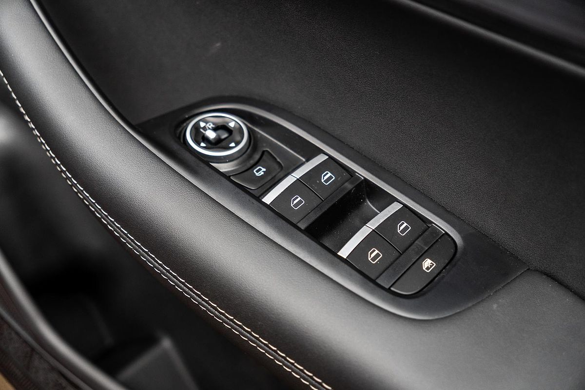 2025 Chery Tiggo 4 Hybrid Ultimate