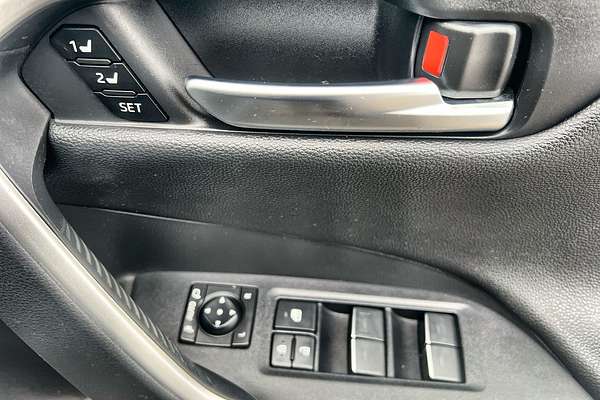 2022 Toyota RAV4 Cruiser AXAH54R