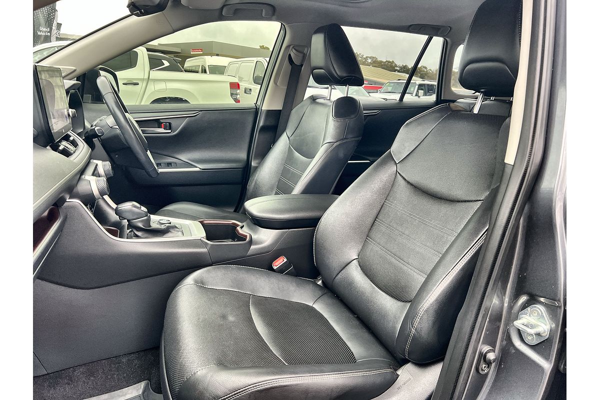 2022 Toyota RAV4 Cruiser AXAH54R