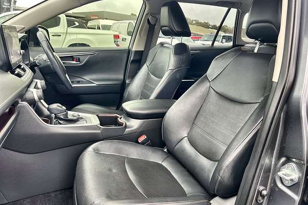 2022 Toyota RAV4 Cruiser AXAH54R