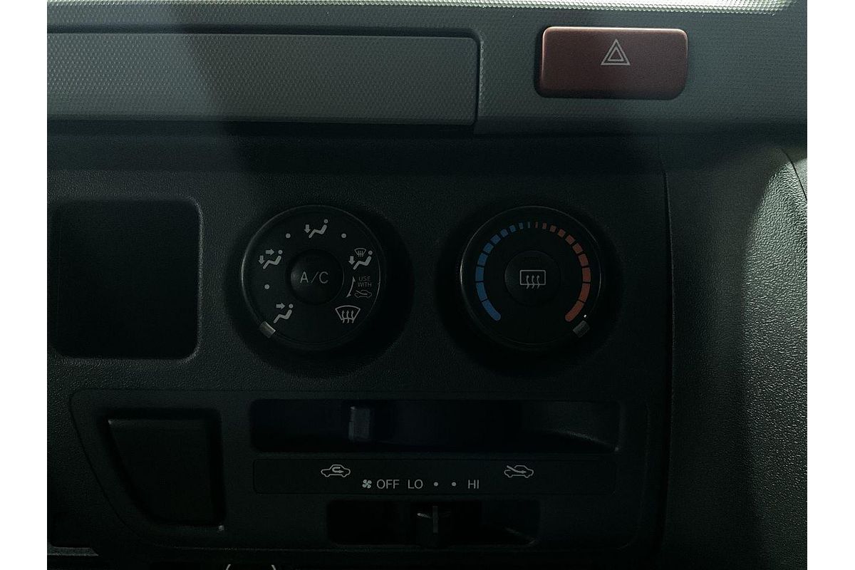 2008 Toyota Hiace Commuter KDH223R