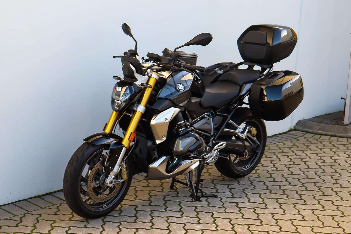 2024 BMW R 1250 R Triple Black R 1250