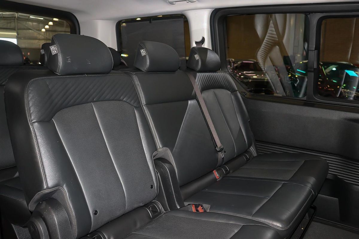 2021 Hyundai STARIA Highlander US4.V1