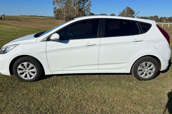 2015 Hyundai Accent Active RB3