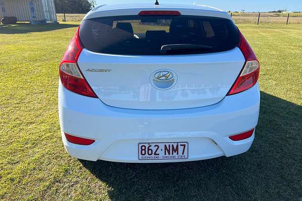 2015 Hyundai Accent Active RB3