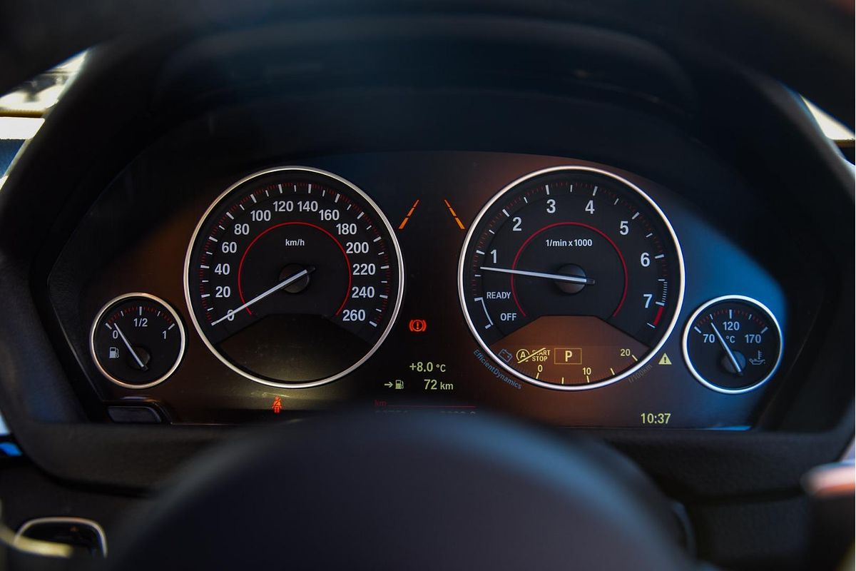 2015 BMW 3 Series 328i Sport Line F30