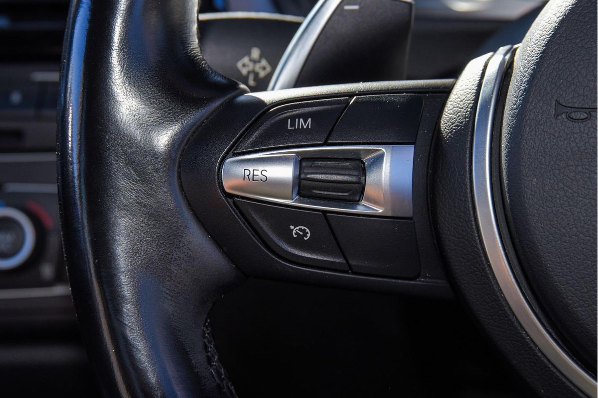 2015 BMW 3 Series 328i Sport Line F30