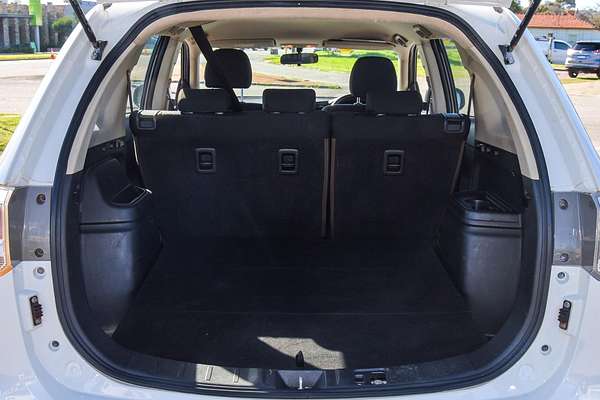 2013 Mitsubishi Outlander ES ZJ