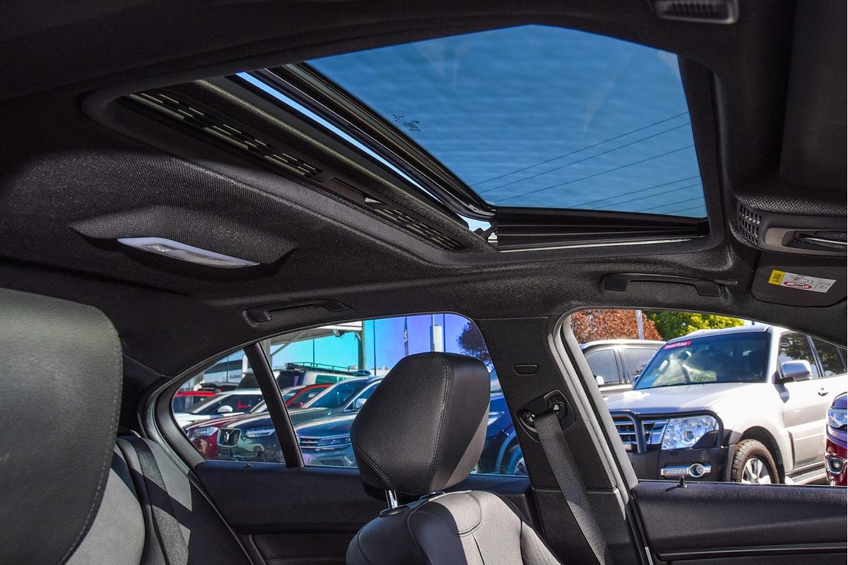 2015 BMW 3 Series 328i Sport Line F30