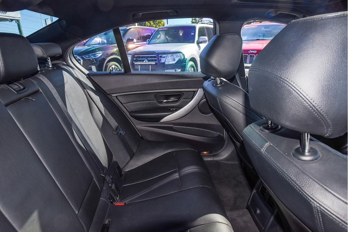 2015 BMW 3 Series 328i Sport Line F30