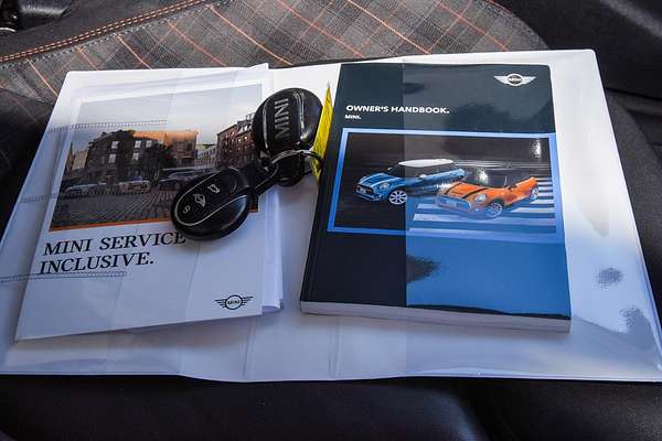 2017 MINI Hatch Cooper F55