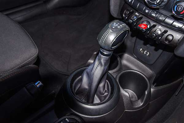 2017 MINI Hatch Cooper F55