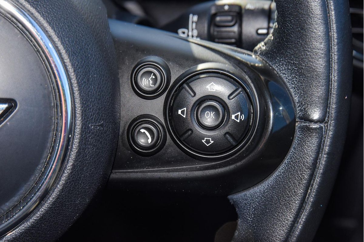 2017 MINI Hatch Cooper F55