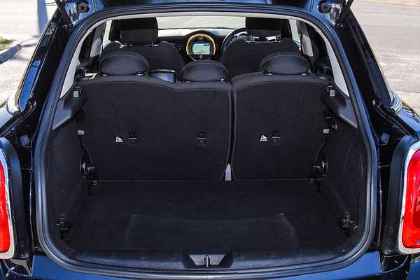 2017 MINI Hatch Cooper F55