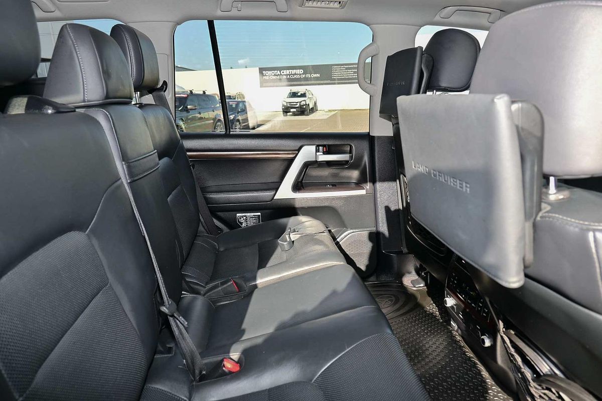 2019 Toyota Landcruiser Sahara VDJ200R