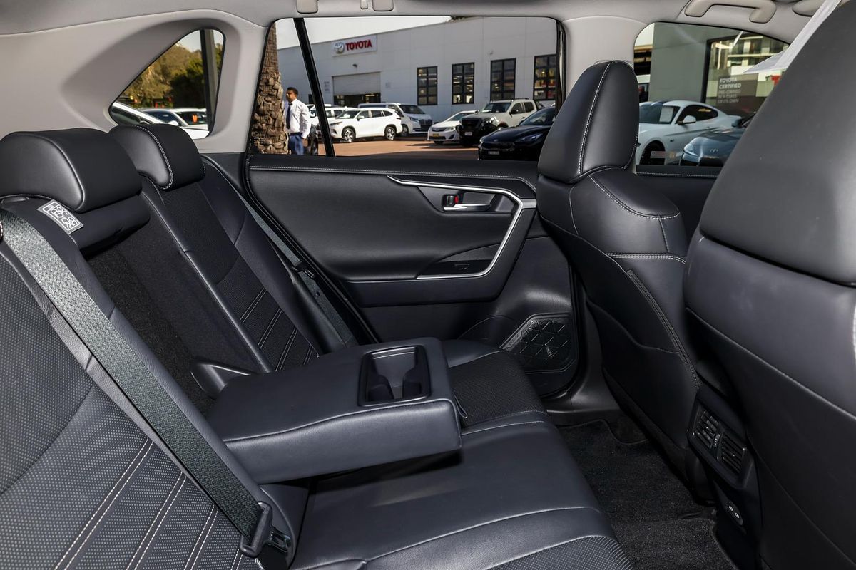 2023 Toyota RAV4 Cruiser AXAH52R