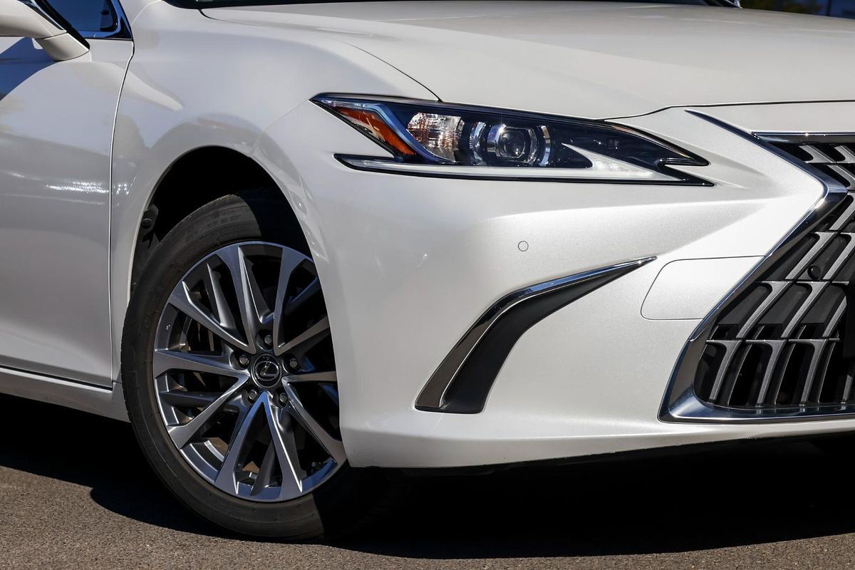 2023 Lexus ES ES250 Luxury AXZA10R