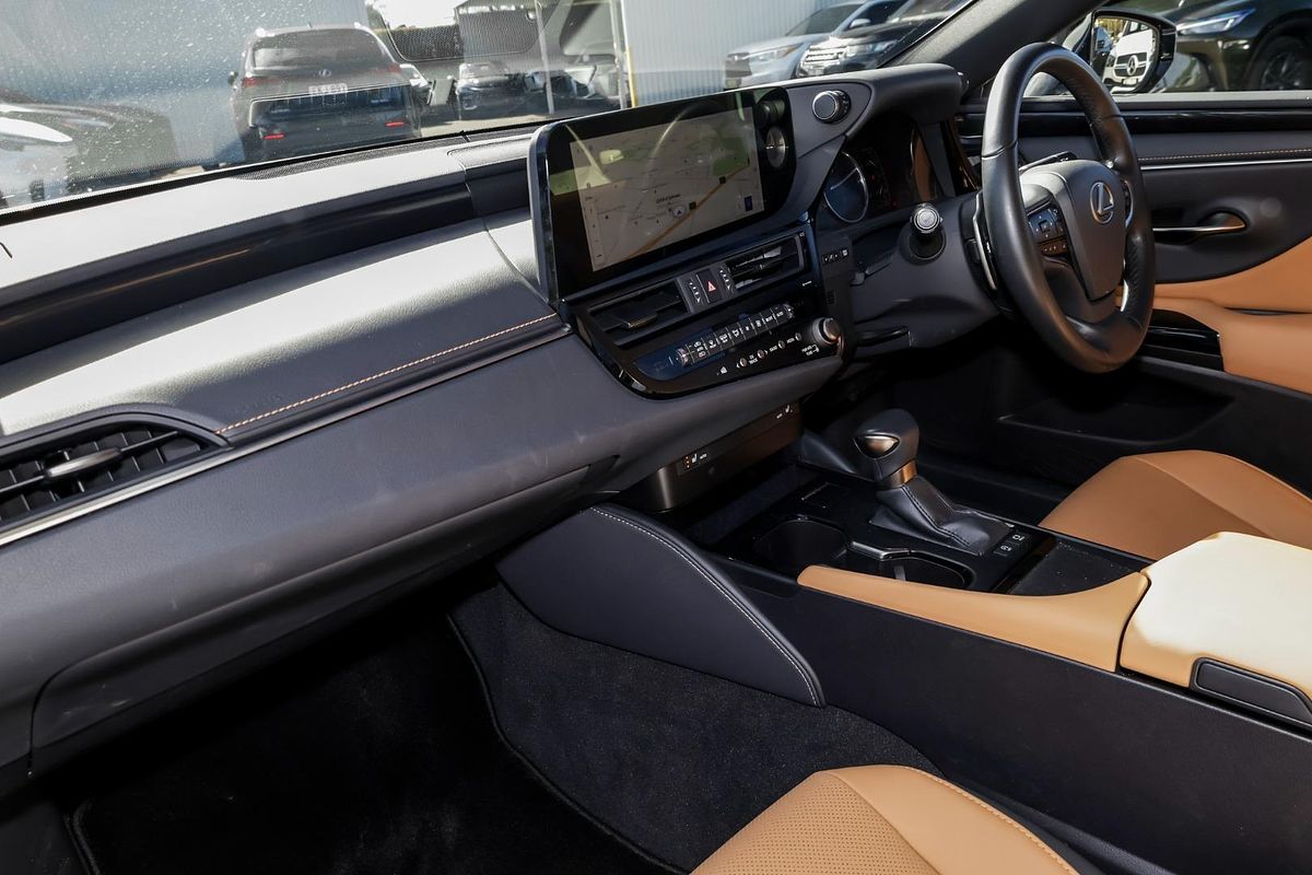2023 Lexus ES ES250 Luxury AXZA10R