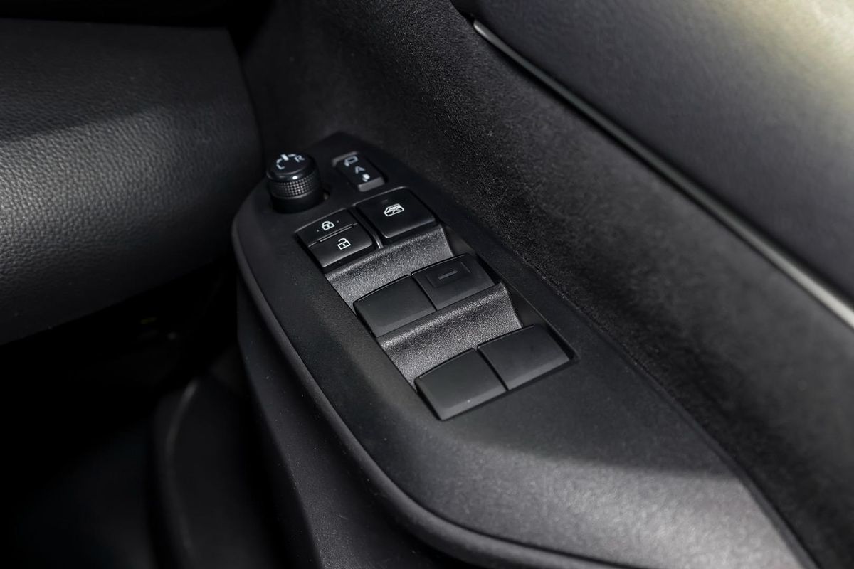 2023 Toyota Yaris SX Hybrid MXPH10R