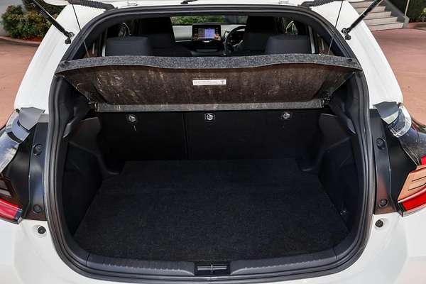 2023 Toyota Yaris SX Hybrid MXPH10R