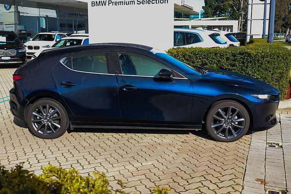 2022 Mazda 3 G20 Touring BP Series