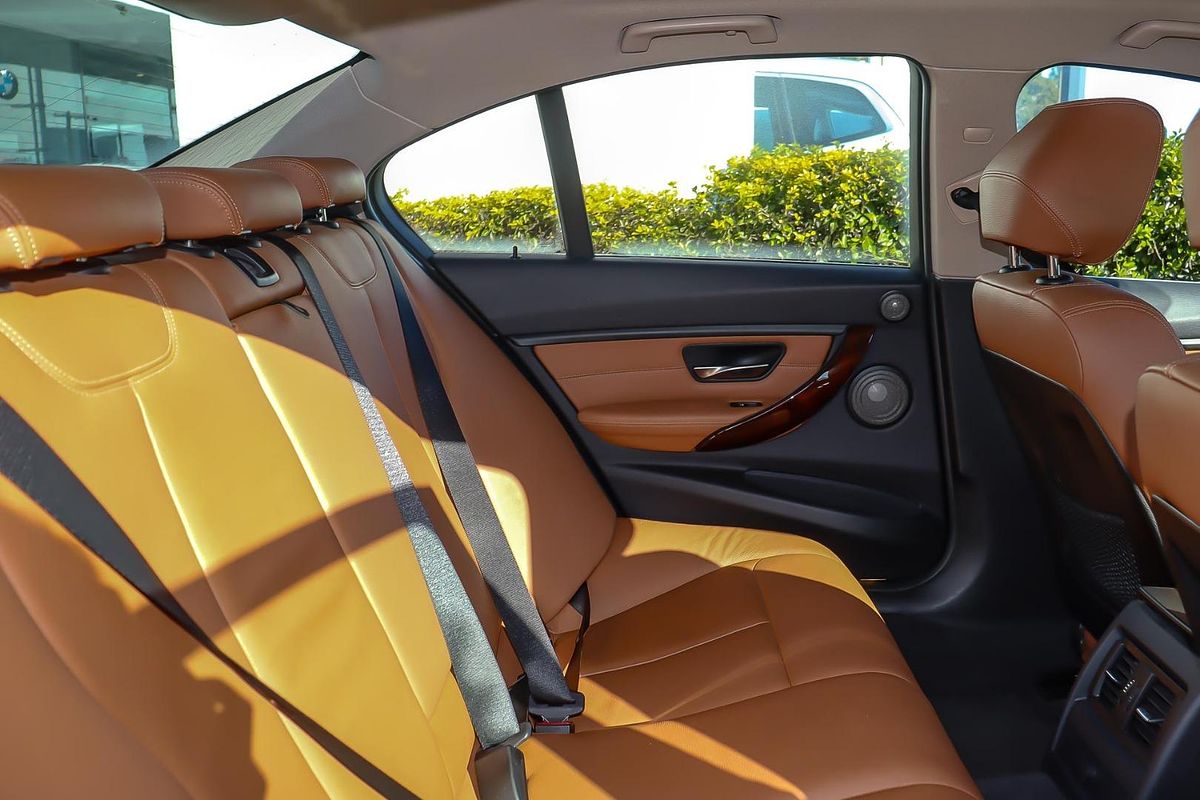 2013 BMW 3 Series 328i F30