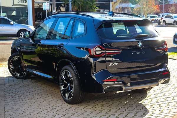 2022 BMW iX3 G08