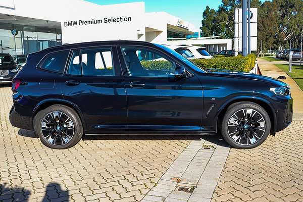 2022 BMW iX3 G08